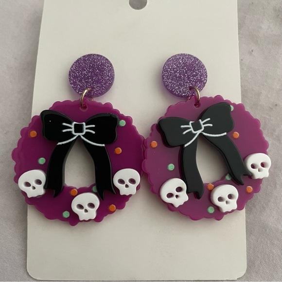 Halloween Wreath Statement Earrings - Picture 1 of 2